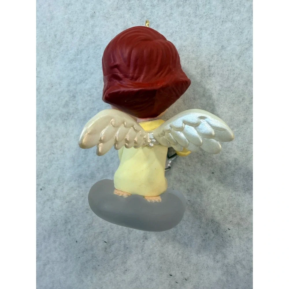 Hallmark Keepsake Ornament Mary's Angels Daisy 10th in Series Mary Hamilton 1997
